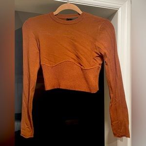 *Never Worn - Tag Still On* Long Sleeve Crop Sweater